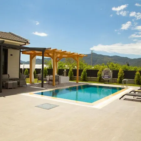 Βίλα Luxury With Private Pool And Jacuzzi